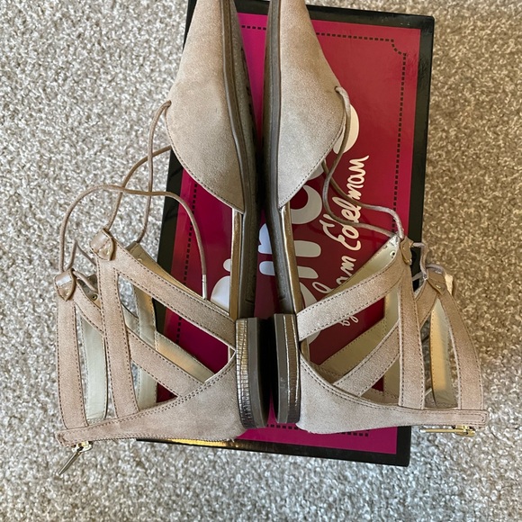 Circus By Sam Edelman Suede Flats size 9! - Picture 8 of 9